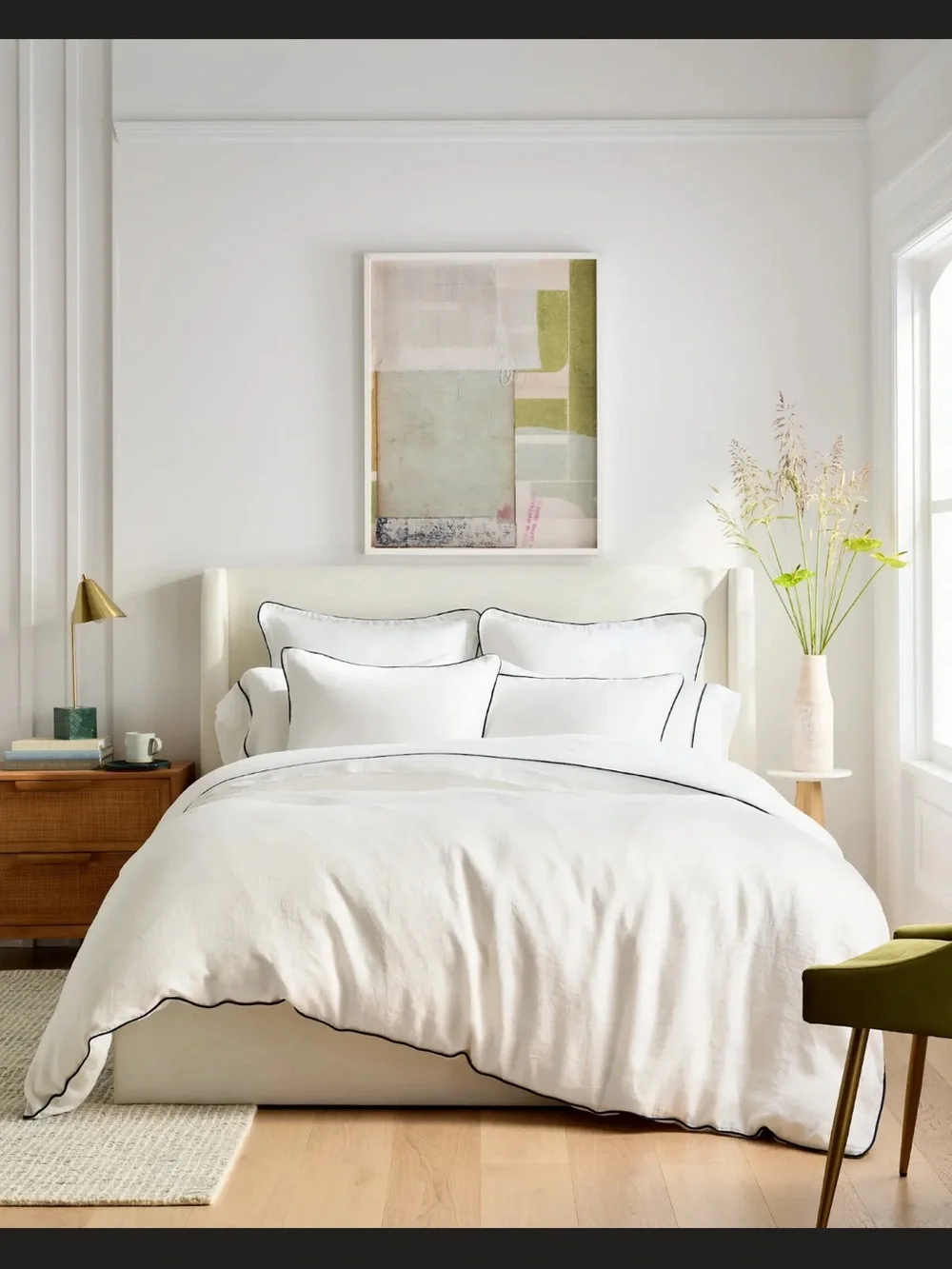 European Linen Piped Deluxe Bedding Bundle in White with Navy Trim